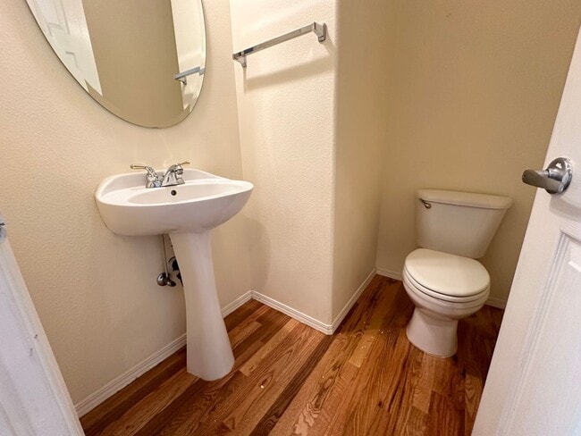 Building Photo - 4 Bedroom Bethany Home with Office on Main Level!