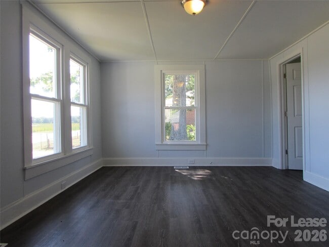 Building Photo - 1750 Patterson St