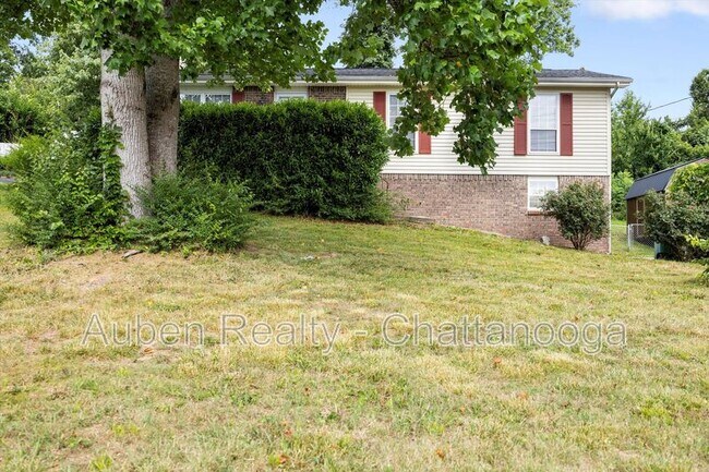 Building Photo - 4015 Shady Oak Dr