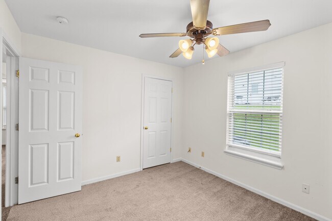 Building Photo - 3509 Delmar Ct