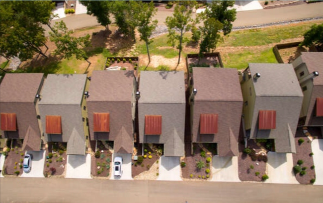 Building Photo - 37 Upper Knl Dr