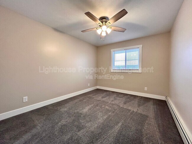 Building Photo - 2876 Taft Ave SW