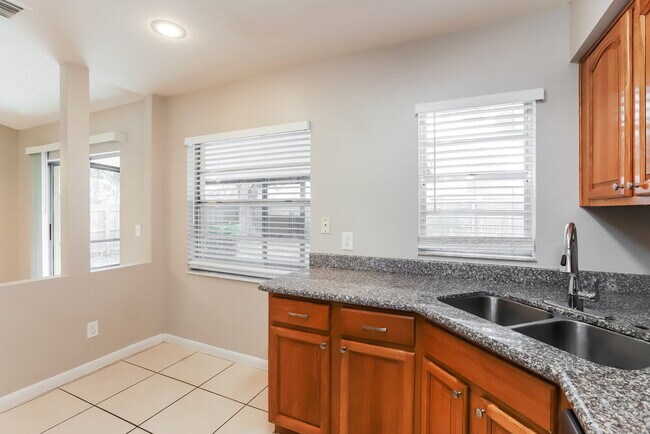 Building Photo - 4943 Cypress Trace Dr