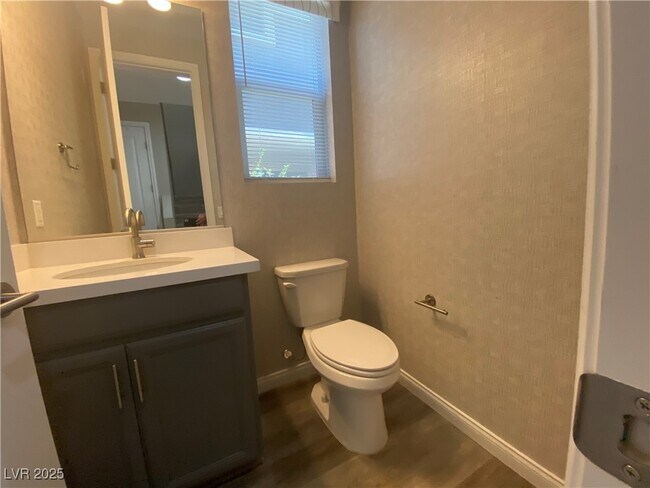 Building Photo - 788 Last Dance Pl