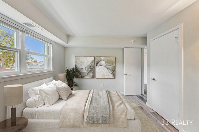 Building Photo - 551 N Ridge-105