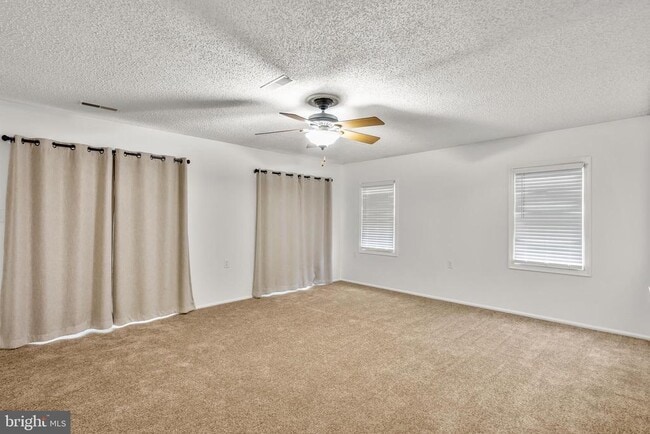Building Photo - 6 Moneta Ct