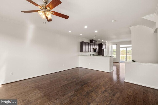 Building Photo - 111 Rotunda Dr