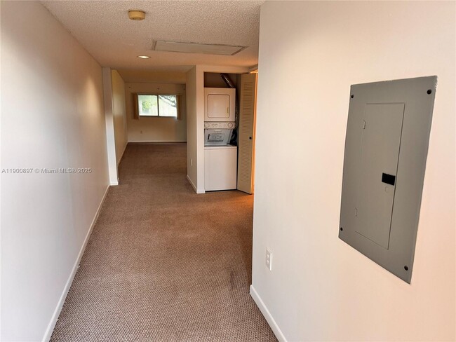 Primary Photo - 13105 SW 16th Ct
