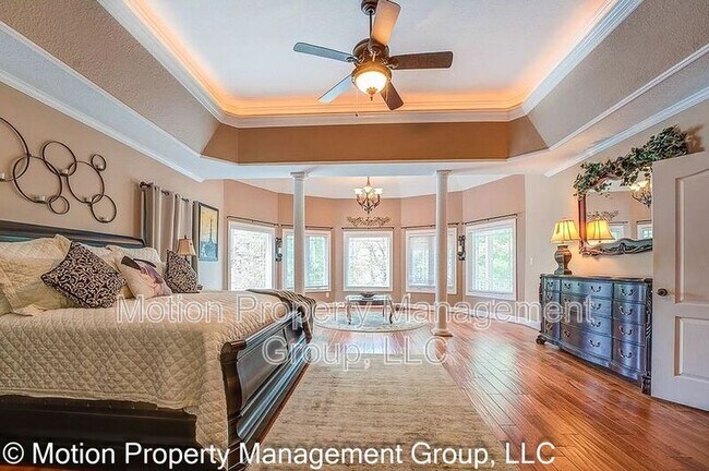 Building Photo - 682 E Mourning Dove Ct