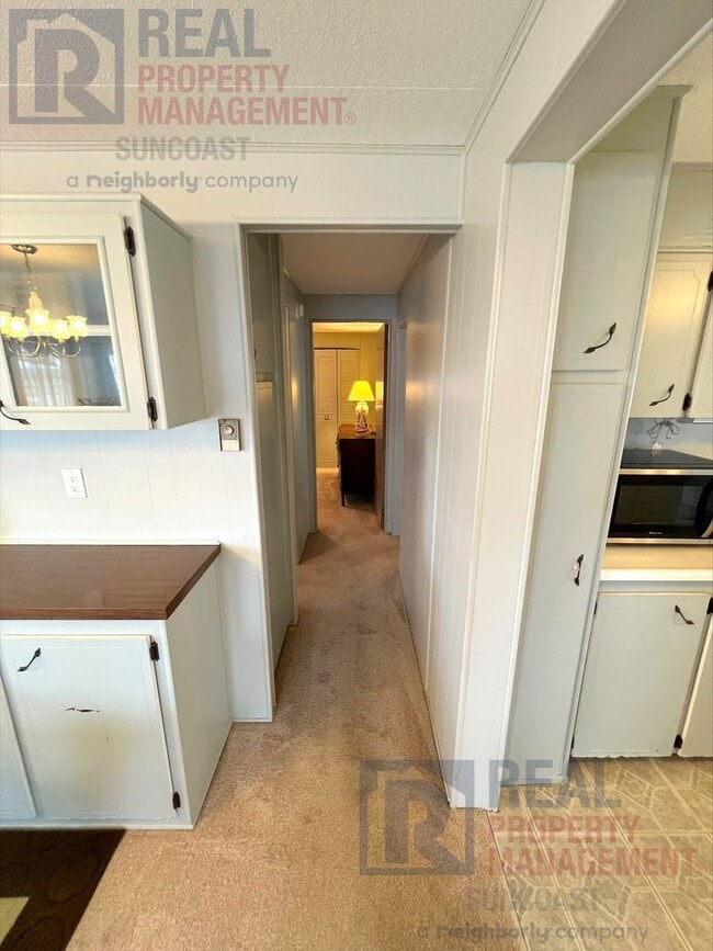 Building Photo - 1207 45th Ave E