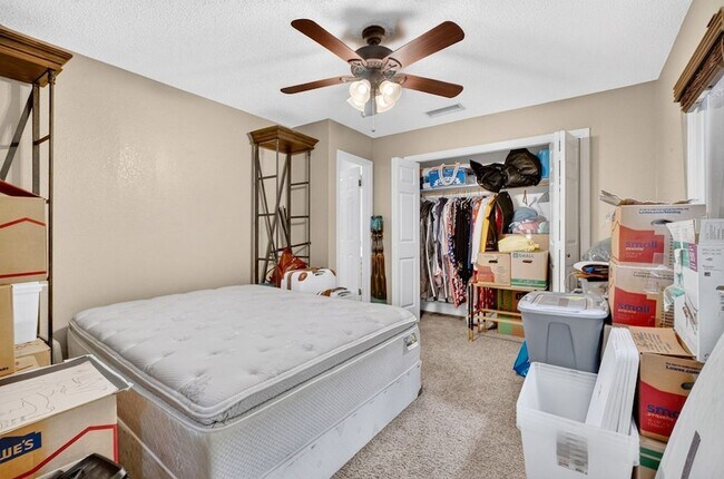 Building Photo - 3202 Tealwood Pl