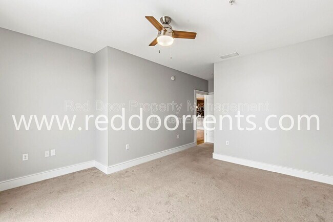 Building Photo - 802 N Meridian St