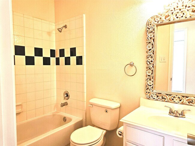 Building Photo - 2610 Slider Ct
