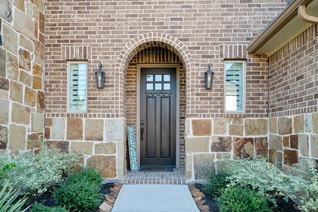 Building Photo - 8119 Messina Mount Dr