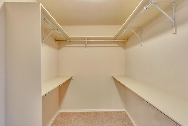 Building Photo - Lovely 4 bedroom, 2.5  in West Side El Paso!!