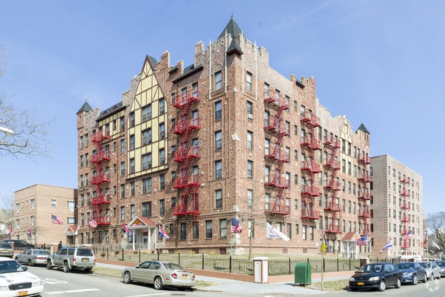 Building Photo - 91-59 191st St