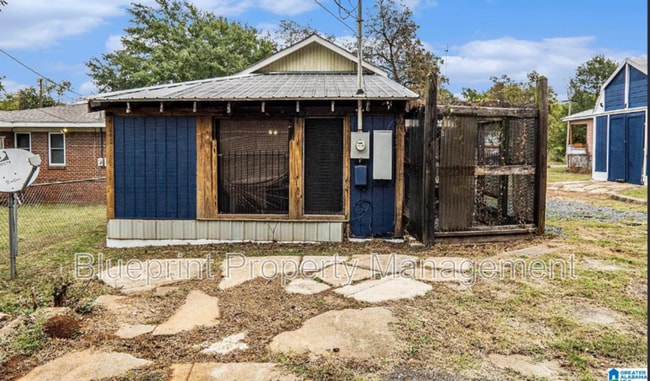 Building Photo - 1726 1st Pl S