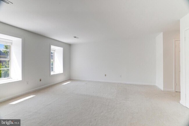 Building Photo - 1412 McLean Mews Ct