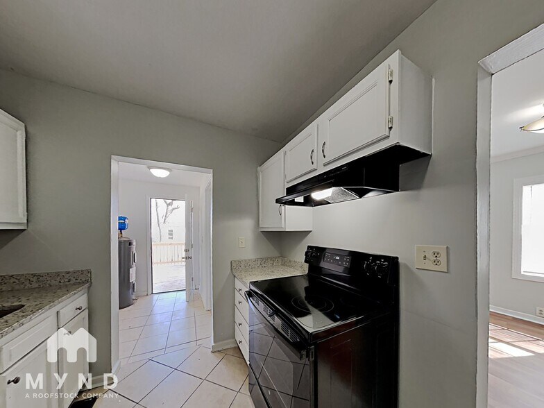Building Photo - 5505 Ter O