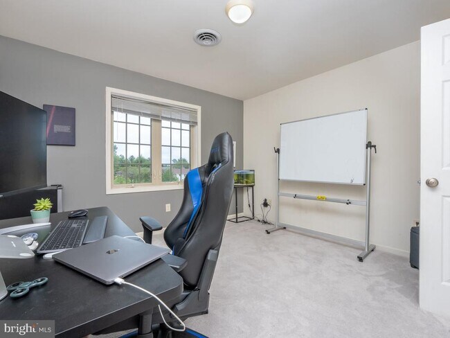 Building Photo - 1458 Highfield Ct