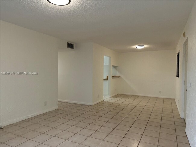 Building Photo - 10441 Mahogany Key Cir