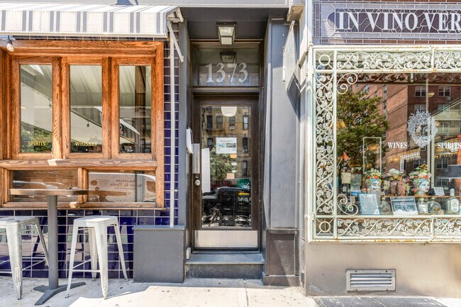 Building Photo - 1373 1st Ave