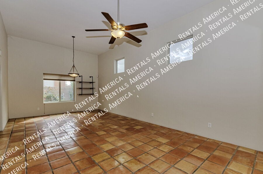 Building Photo - 2974 N Cardell Cir