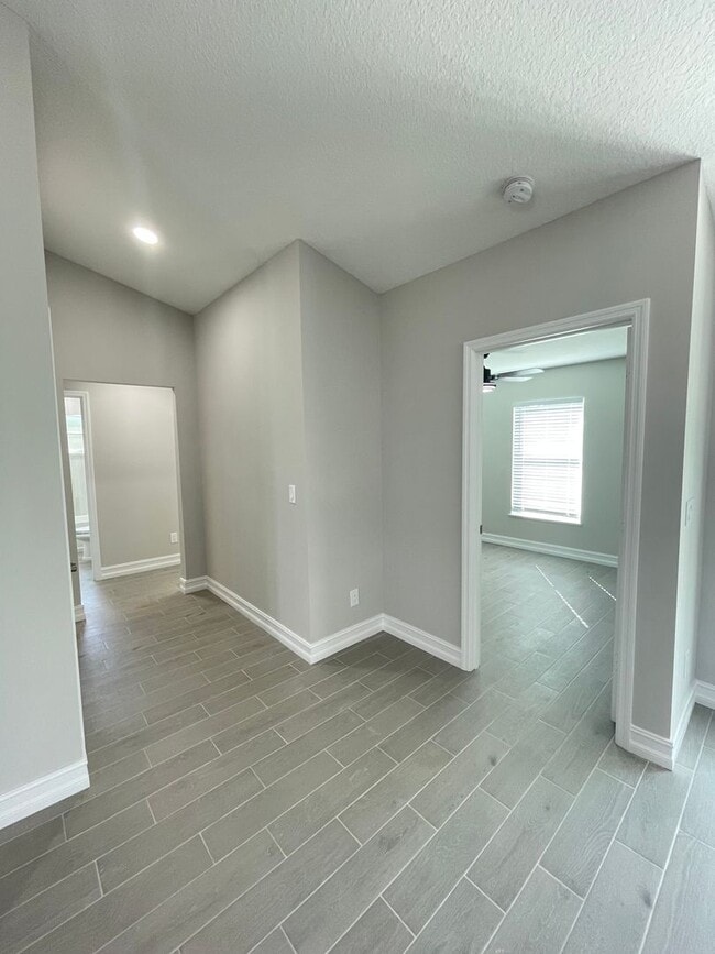 Building Photo - COMING SOON - 4/2.5/2  Home off of California Blvd.