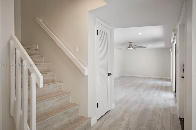 Building Photo - 1420 Ocean Way