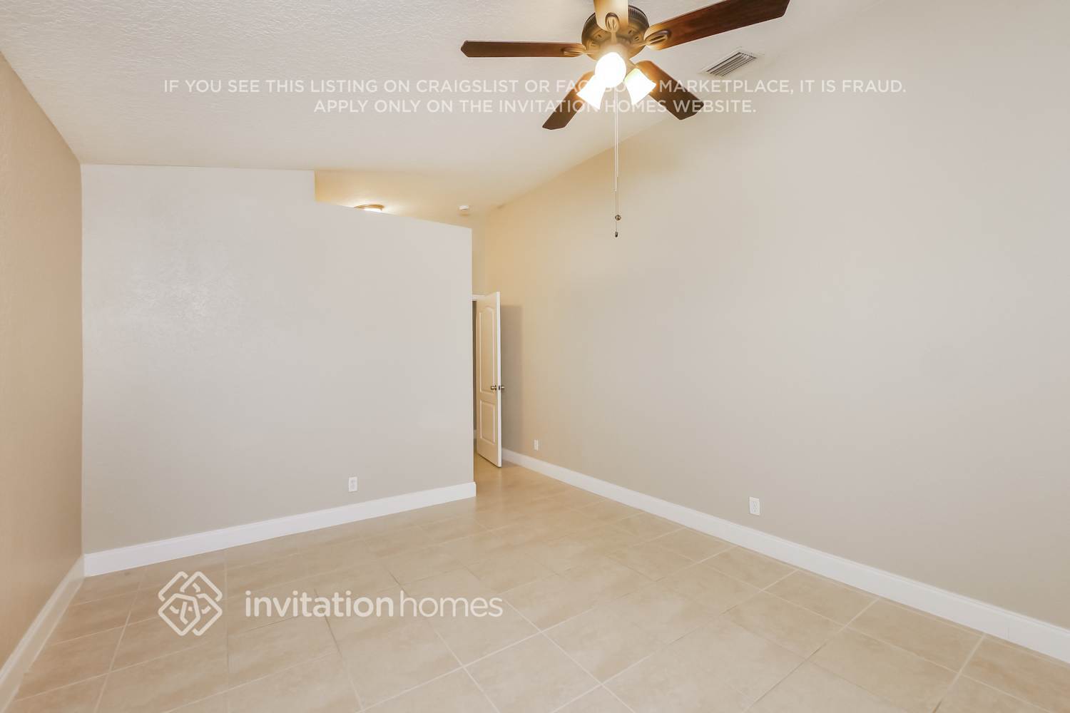 Building Photo - 9901 Red Heart Ln