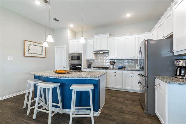 Building Photo - 4507 Cypress Dr