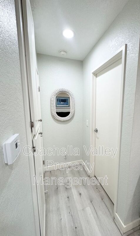 Building Photo - 2820 N Arcadia Ct