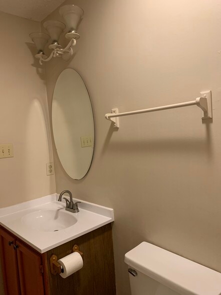 Building Photo - 4456 Stumberg Ln