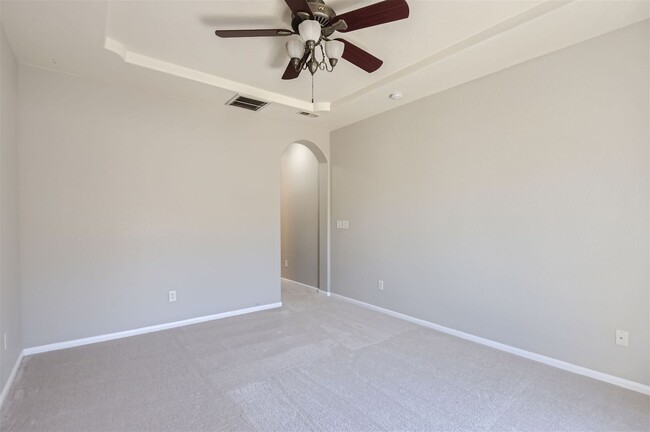 Building Photo - Newly Updated 3 Bedroom, 2 Bath Townhome I...