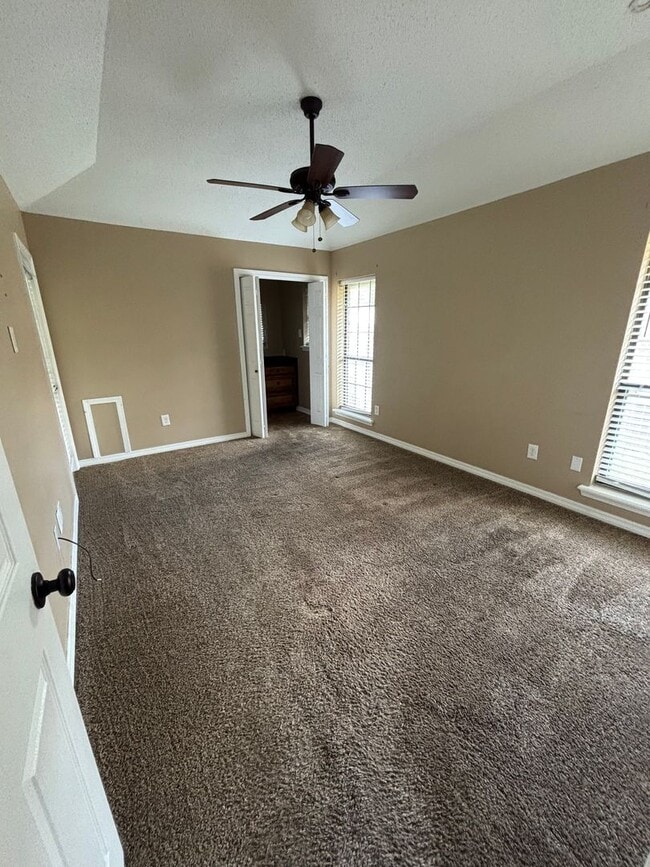 Building Photo - Beautiful 3 Bedroom Home in South Bossier