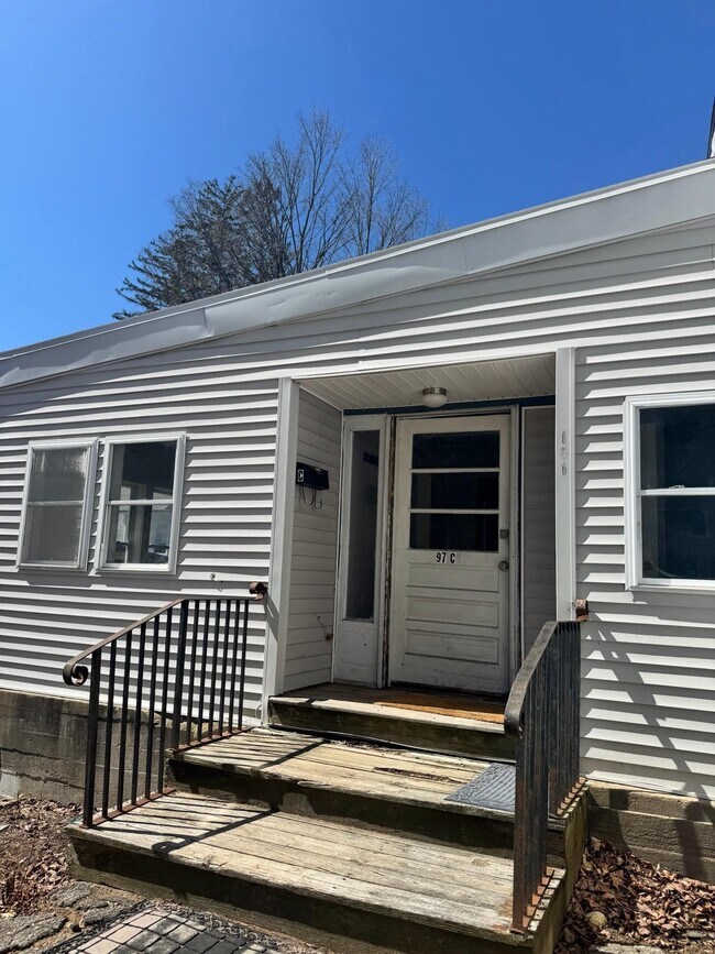 Building Photo - 97 Franklin St