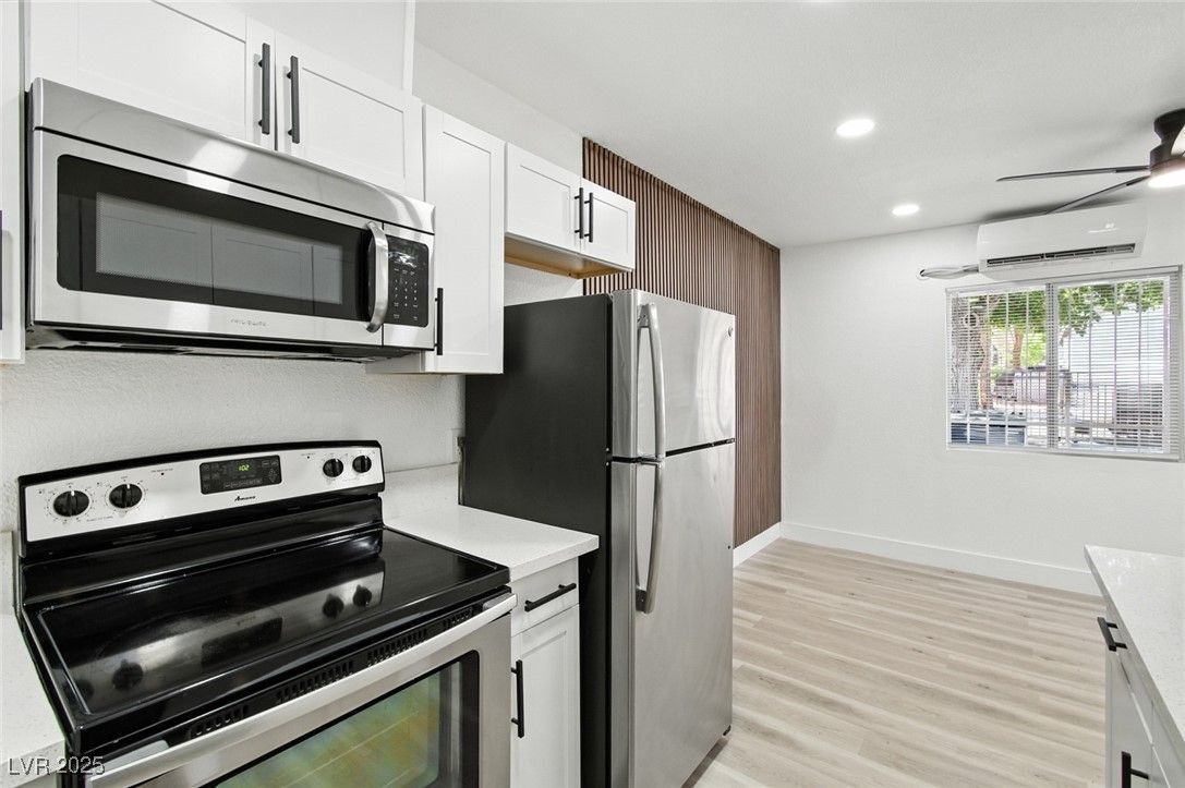 Appliances - 366 N 13th St