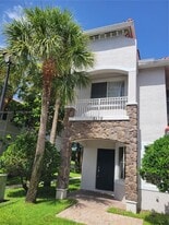 Building Photo - 2578 SW 82nd Ave