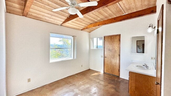 Building Photo - Unique and Rustic Detached Guest Home Unit on Private Country Property Overlooking the Stunning G...