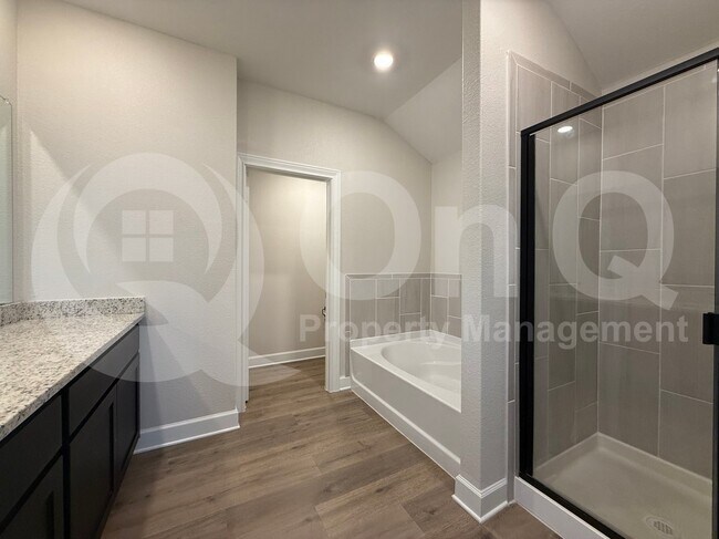 Building Photo - 1000 Princeton Hts Blvd