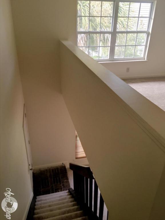 Building Photo - Loft-Style 2-Story Townhouse – Available January 1st!