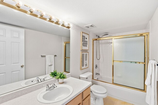 Building Photo - 5330 Roundup Dr