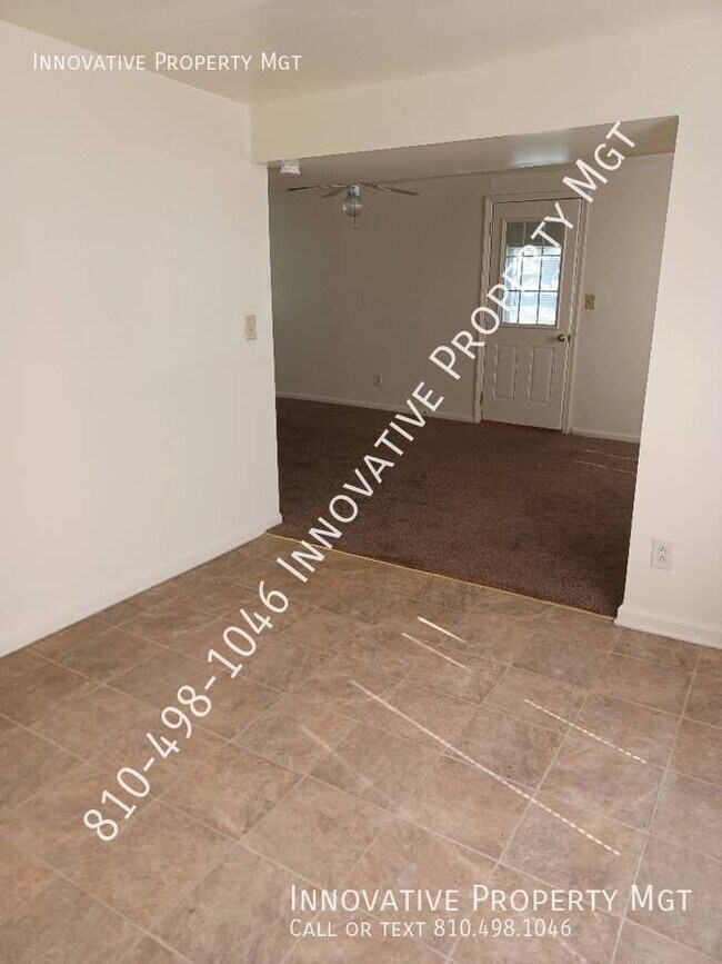 Building Photo - 3090 Kettering Heights