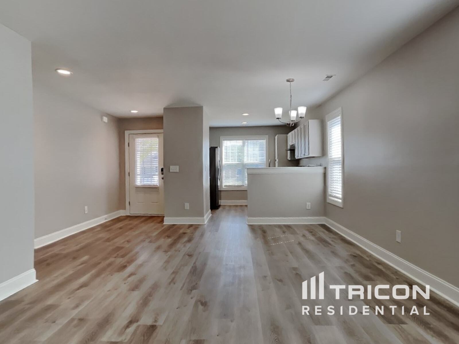 Building Photo - 837 Skinner Dr