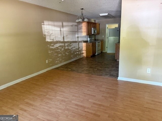 Building Photo - 57 Crestwood Dr