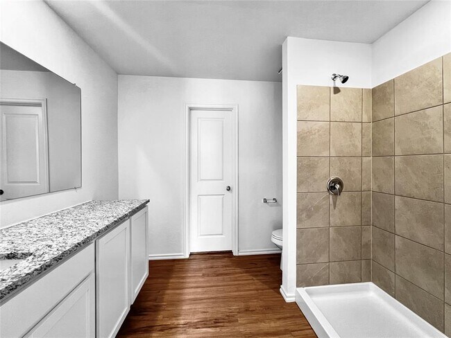 Building Photo - 2004 Alpine Bch Ln