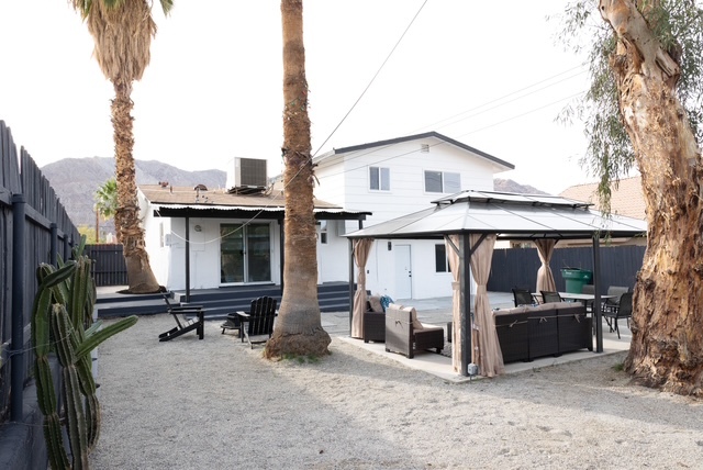 Building Photo - 53130 Avenida Mendoza