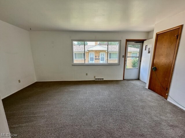 Building Photo - 1690 Liberty Dr