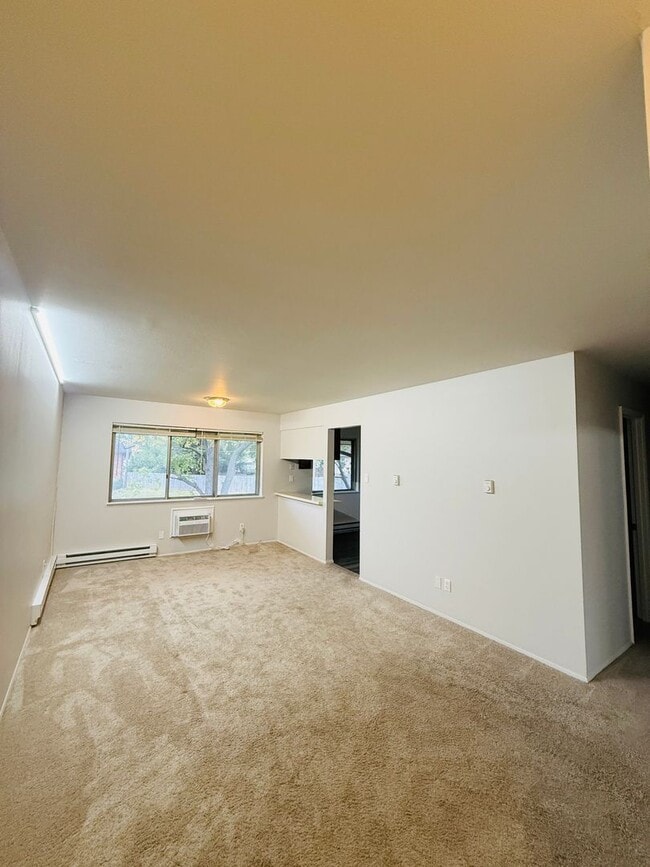 Building Photo - Spacious 2 Bedroom Hazelwood Apartment
