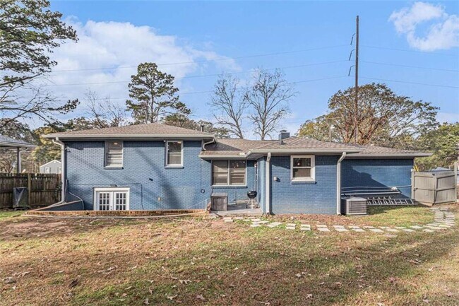 Building Photo - 187 Hamilton E Holmes Dr NW